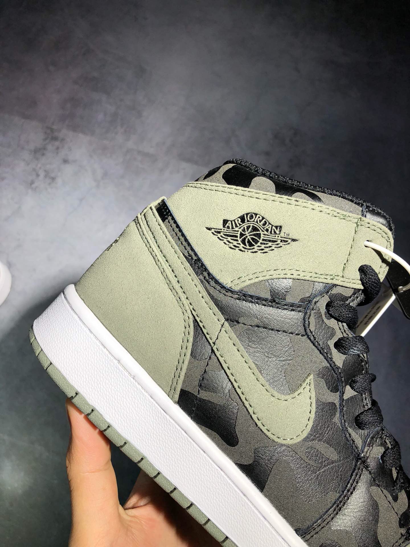 Authentic Air Jordan 1 High 3M Prem Shadow Camo